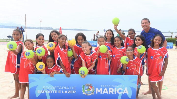 Esporte e Lazer inaugura núcleo de handebol de praia no Marine