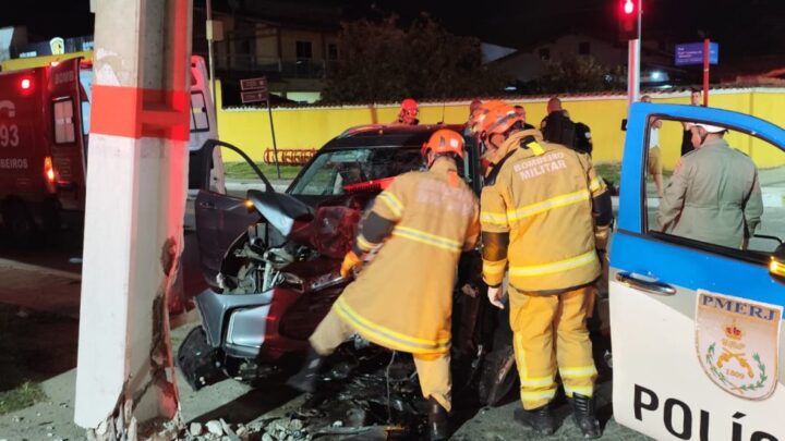 PM de Maricá prende três homens e recupera carro roubado
