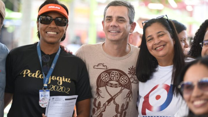 ‘Passaporte em Ação’ homenageia mães de alunos do Passaporte Universitário