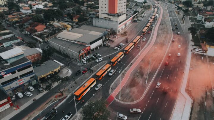 ’Laranjinhas’ voltam às ruas com tarifa zero para população em Itaboraí