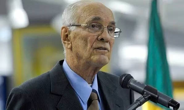 Morre aos 93 anos Roberto Saturnino Braga, ex-prefeito do Rio