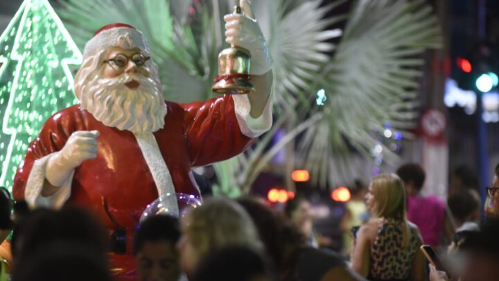 Natal Iluminado chega ao Centro de Maricá