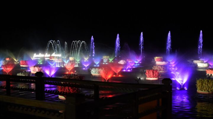 Natal Iluminado: último fim de semana com shows de drones e águas dançantes em Araçatiba