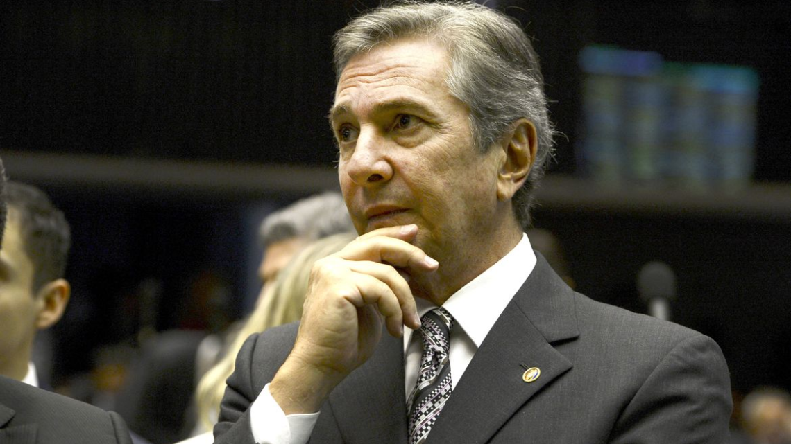 Ex-presidente Fernando Collor é preso em Maceió Ex-presidente Fernando Collor é preso em Maceió