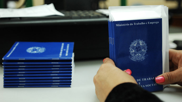 Secretaria de Trabalho e Emprego disponibiliza 289 vagas de empregos e estágios para moradores de Maricá Secretaria de Trabalho e Emprego disponibiliza 289 vagas de empregos e estágios para moradores de Maricá