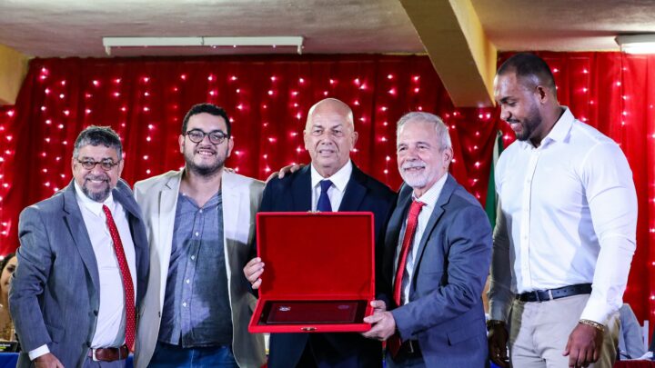 Sessão solene na Câmara marca os 211 anos de Maricá com homenagens a lideranças políticas e personalidades