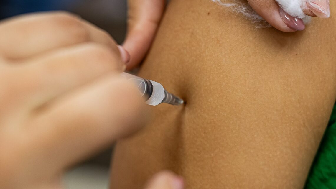 Mais de 1.500 imunizados em Dia “D” de Vacinação em Maricá