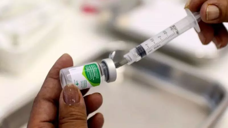 Secretaria Estadual de Saúde alerta para baixa cobertura vacinal contra gripe no RJ Secretaria Estadual de Saúde alerta para baixa cobertura vacinal contra gripe no RJ