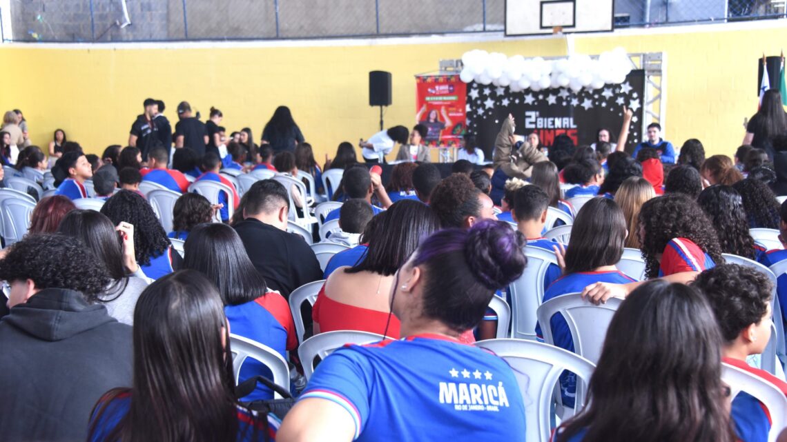 2ª Bienal da UMES debate protagonismo estudantil no Centro Educacional Municipal Joana Benedicta Rangel 2ª Bienal da UMES debate protagonismo estudantil no Centro Educacional Municipal Joana Benedicta Rangel
