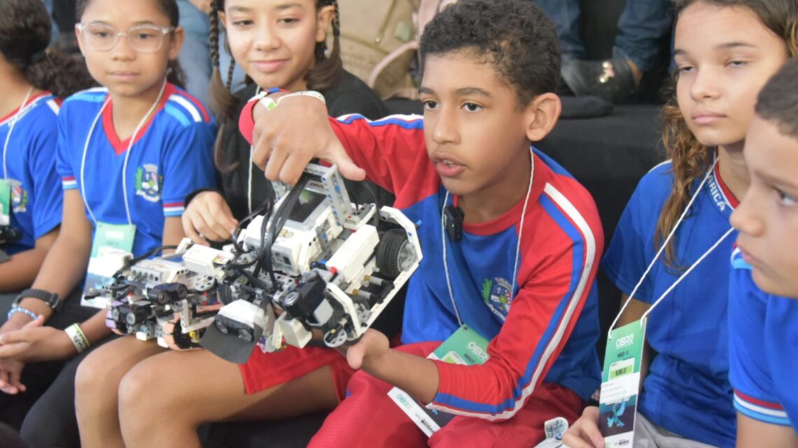 Robôs invadem Maricá na etapa regional da Olimpíada Brasileira de Robótica, que reúne estudantes de escolas públicas e particulares