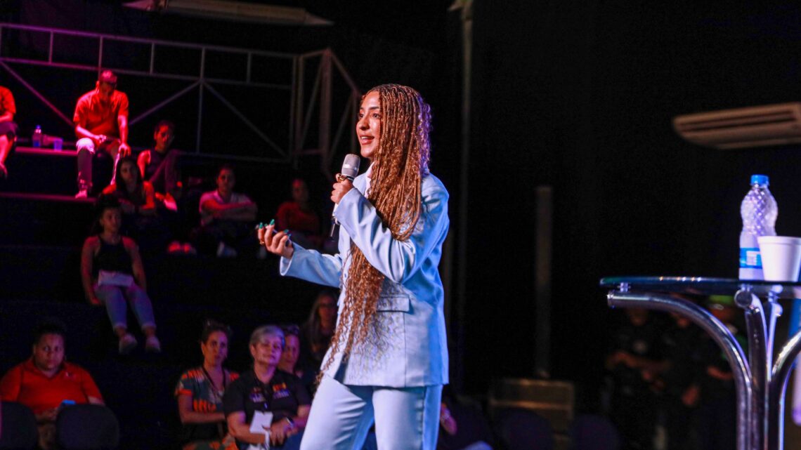 Programação diversificada marca o quinto dia da FLIM em Maricá