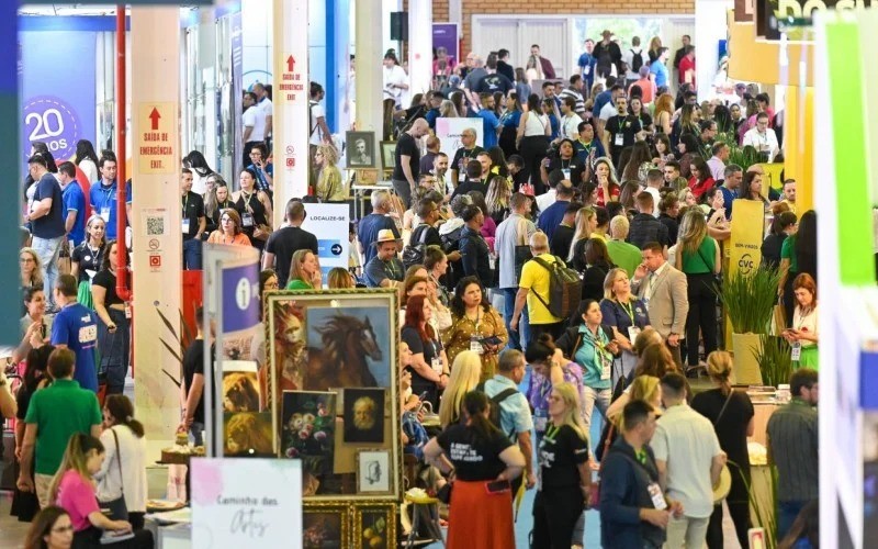 Tudo pronto para a Festuris 2025: turismo mundial reunido em Gramado