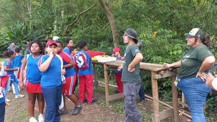 Alunos da rede municipal de Maricá vivenciam cultivo sustentável e a importância de cuidar do meio ambiente