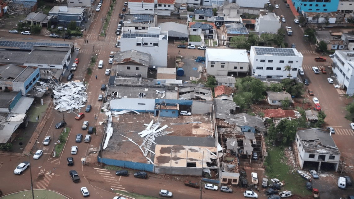 Tornado no Paraná aumenta pressão por decisões concretas na COP30