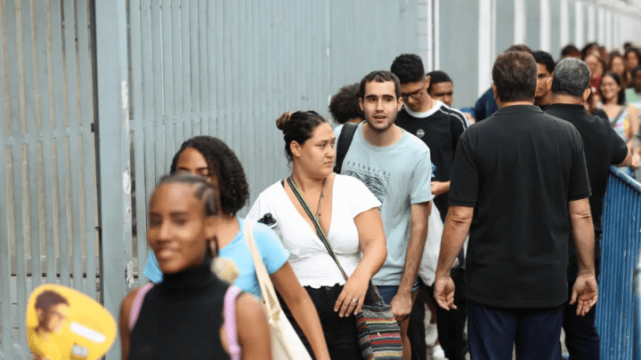 Enem 2025: cerca de 70% dos inscritos fizeram as duas etapas da prova