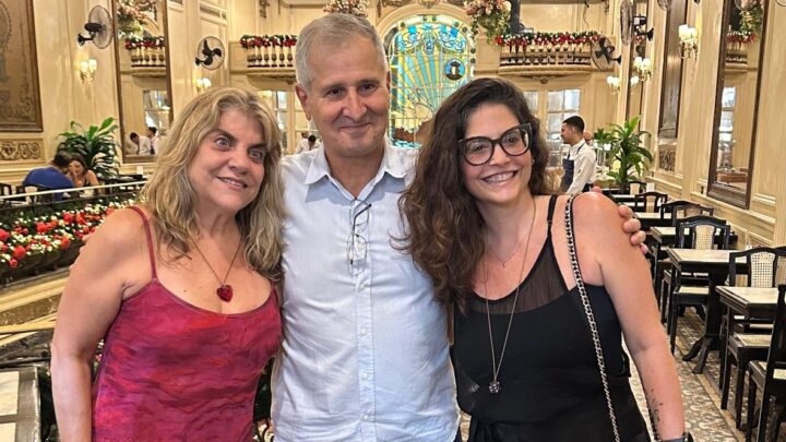 Del Bianco lança oficialmente a Memories em evento na Confeitaria Colombo