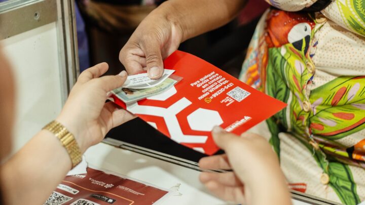 Prefeitura de Maricá vai recadastrar de porta em porta usuários da Moeda Social Mumbuca