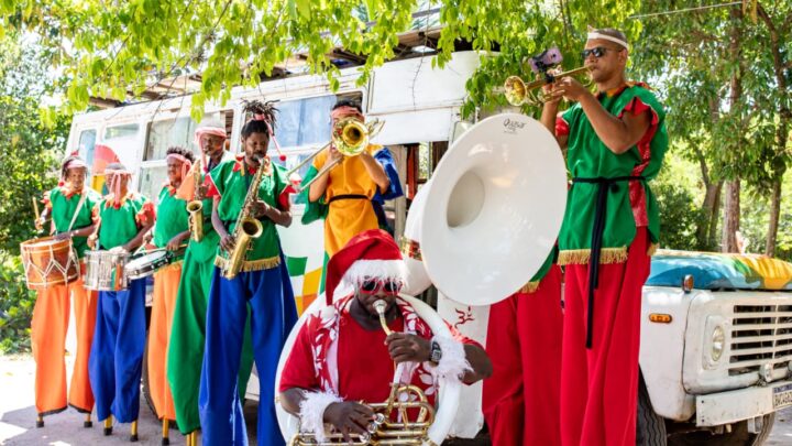 Natal Brasilidade leva Caravana Natalina pela primeira vez à comunidade indígena de Maricá