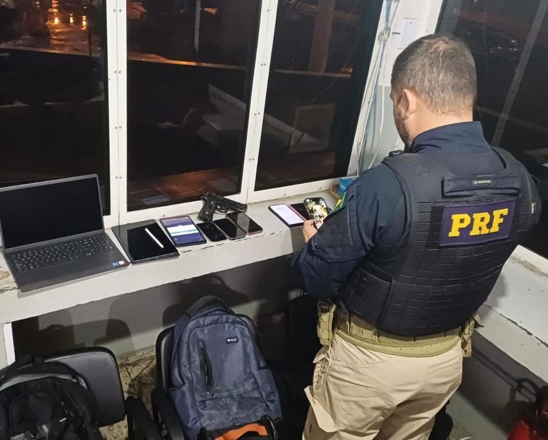 PRF impede roubo a coletivo na Linha Amarela