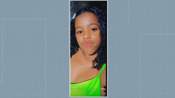 Morre menina imprensada por carro alegórico depois do desfile da Em Cima da Hora na Sapucaí