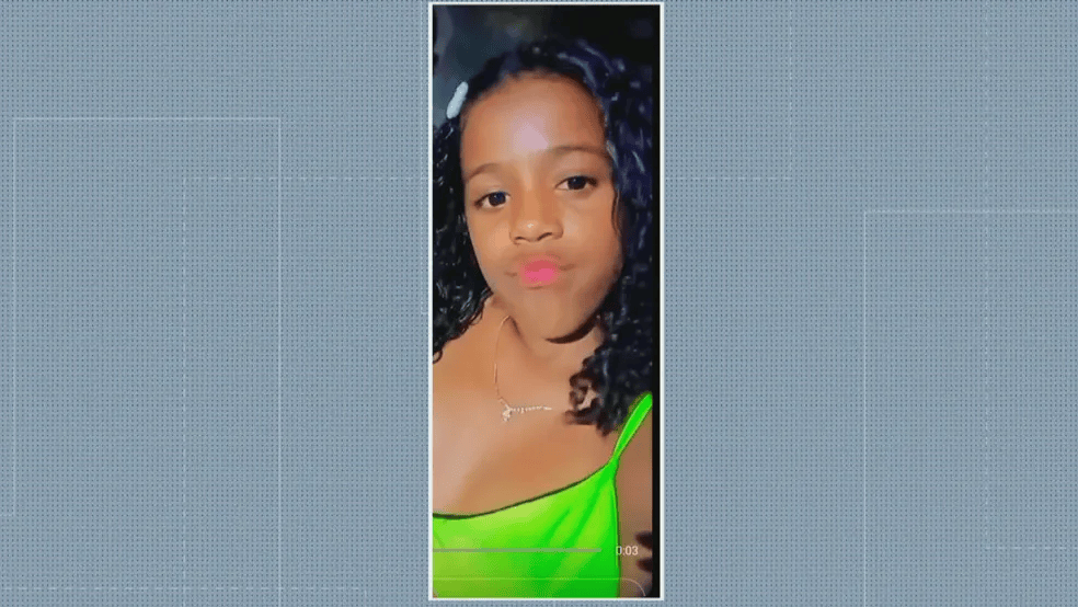 Morre menina imprensada por carro alegórico depois do desfile da Em Cima da Hora na Sapucaí