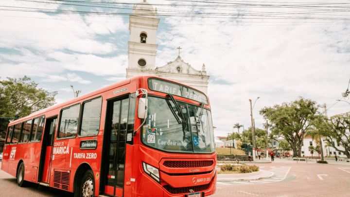Prefeitura de Maricá oferece viagens extras dos Vermelhinhos na Festa de São José
