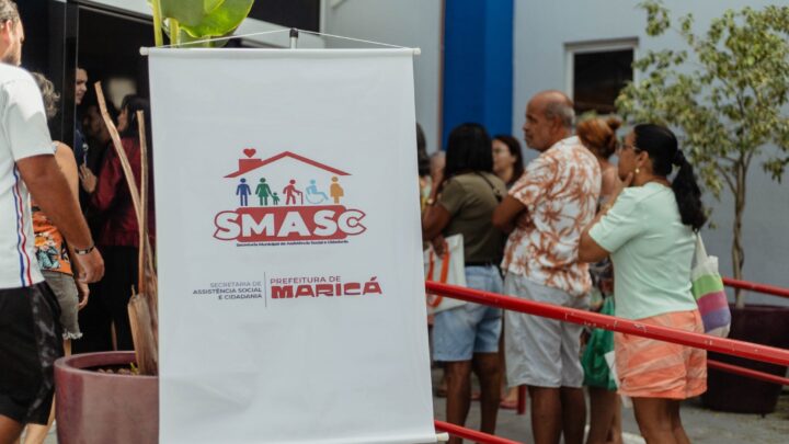 Maricá: Ação em Itaipuaçu facilita emissão de carteiras de identidade para idosos