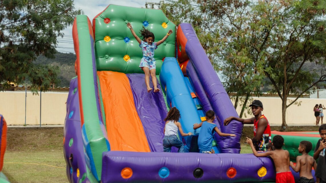Maricá: Páscoa nas Comunidades leva lazer e diversão para crianças em Inoã