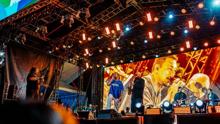 Maricá 212 anos: Xamã agita público na abertura da programação de shows na Barra de Maricá