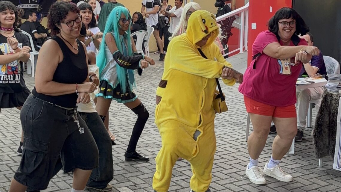 Prefeitura de Maricá promove festa da cultura pop com aniversário de um ano do CineGeek