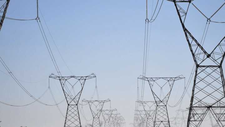 Governo amplia Luz para Todos na Amazônia Legal