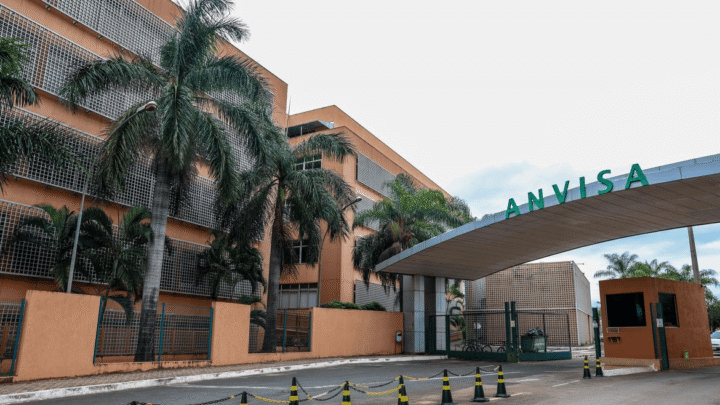 Anvisa aprova novo medicamento oral para câncer de mama