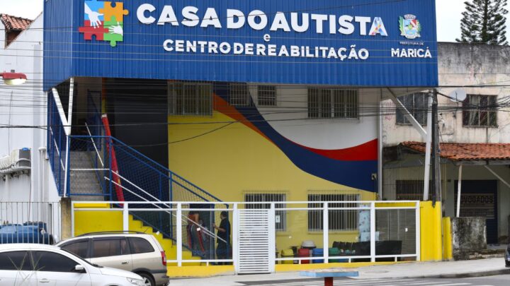 Maricá sanciona lei que autoriza pessoas com TEA a entrar com alimentos próprios em estabelecimentos