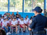 Maricá atende mais de 800 estudantes com aulas de cidadania, disciplina e segurança
