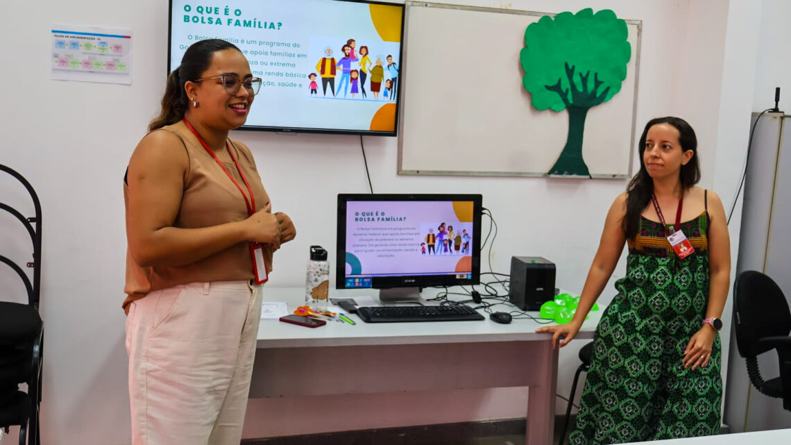Maricá orienta população sobre Bolsa Família no CEU Mumbuca
