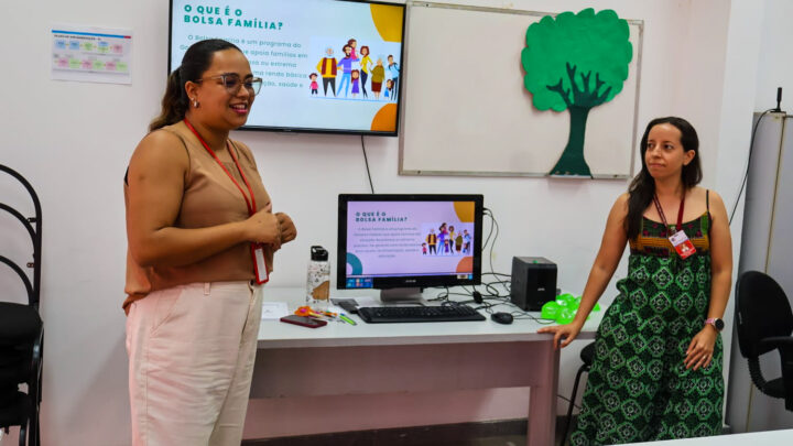 Maricá orienta população sobre Bolsa Família no CEU Mumbuca