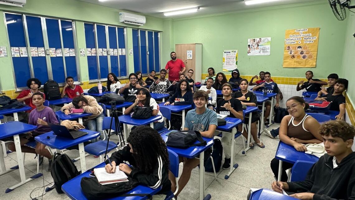 Projeto de Maricá aprova alunos em avaliação para a Escola de Especialistas da Aeronáutica