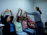 Maricá reúne familiares em roda de conversa sobre prevenção do câncer de mama