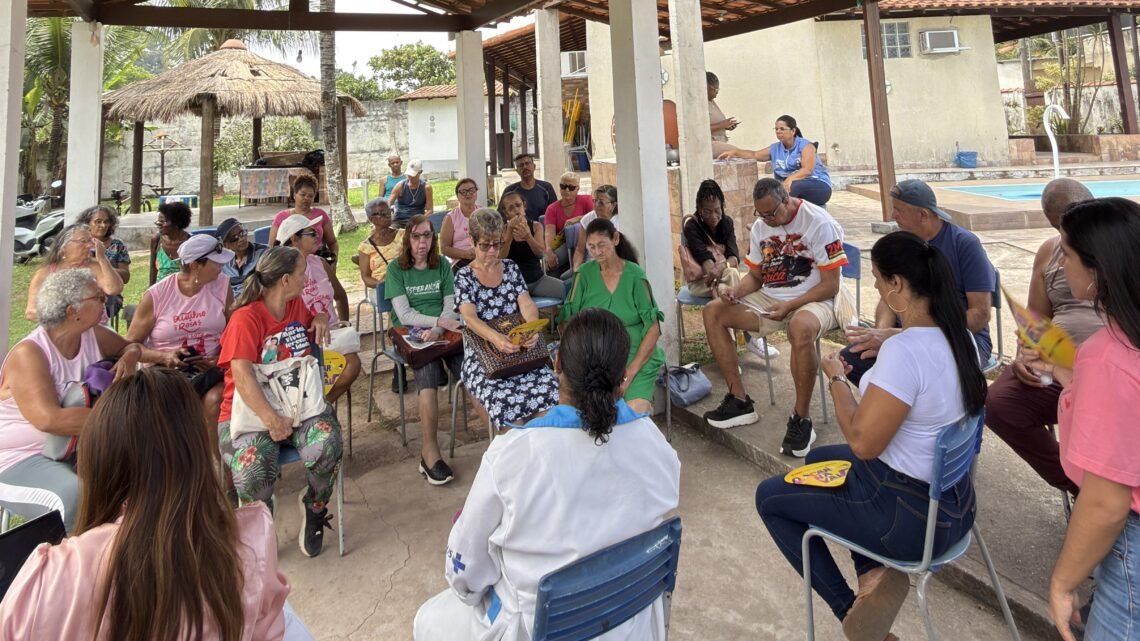 Maricá reúne idosos em ação do Outubro Rosa na Casa da Terceira Idade de Bambuí